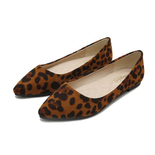 Fashionable Leopard Print Pointed Flat Shoes for Women